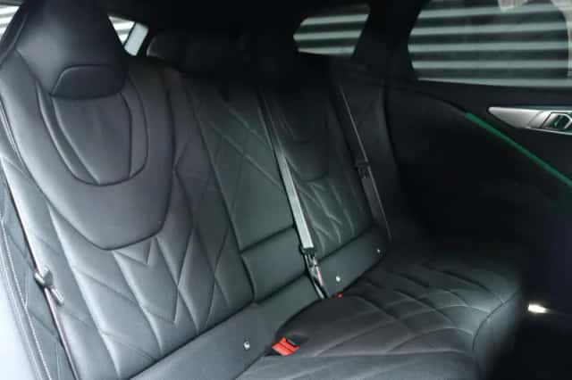 BMW XM (2024) thumbnail 11