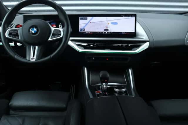 BMW XM (2024) thumbnail 12
