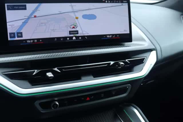 BMW XM (2024) thumbnail 21