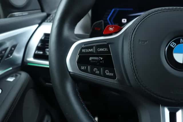 BMW XM (2024) thumbnail 22