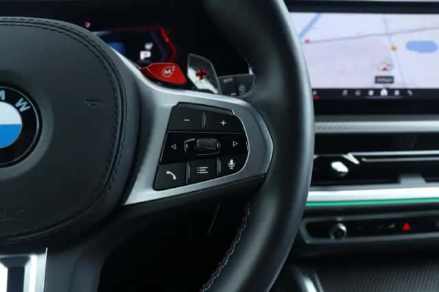 BMW XM (2024) thumbnail 23