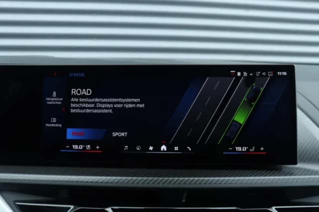 BMW XM (2024) thumbnail 29