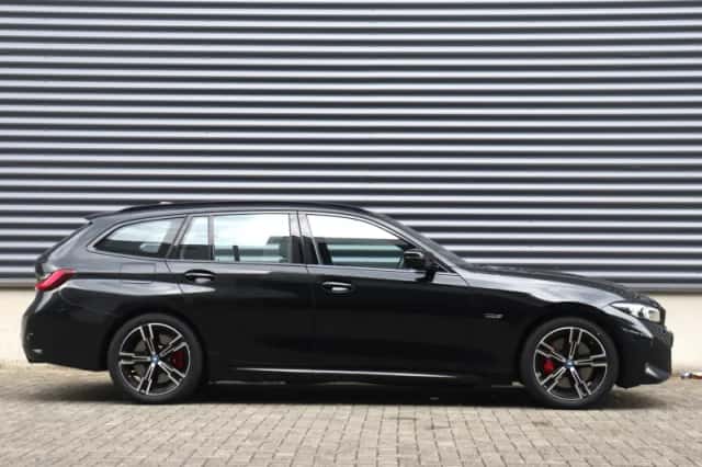 BMW 3-Serie (2023) thumbnail 5