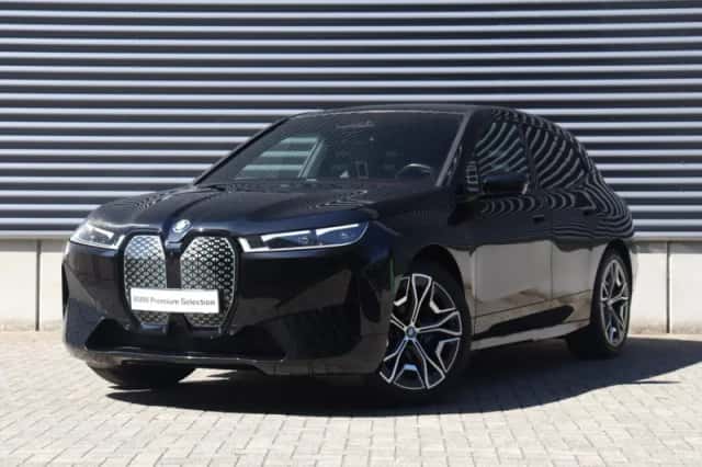 BMW iX (2022) thumbnail 33