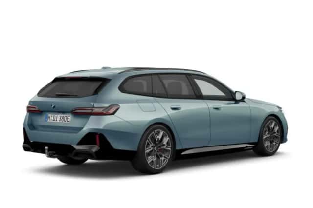 BMW i5 (2026) thumbnail 2