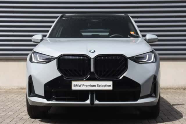 BMW X3 (2025) thumbnail 3