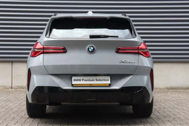 BMW X3 (2025) thumbnail 4