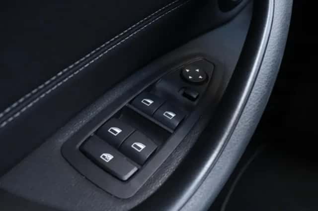 BMW X1 (2022) thumbnail 23