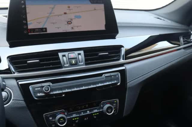 BMW X1 (2022) thumbnail 9
