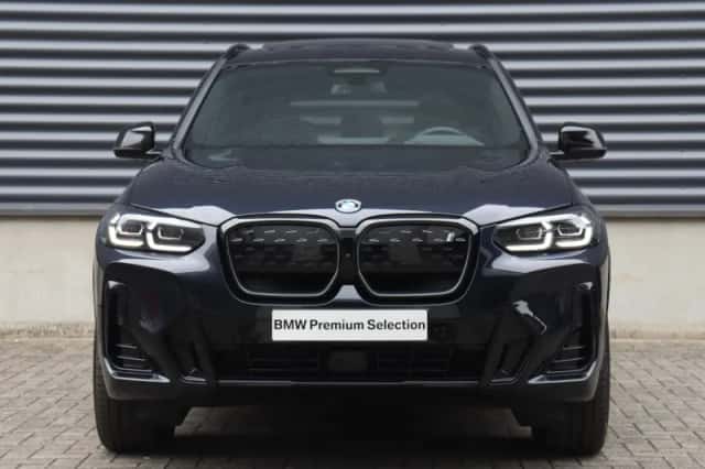 BMW iX3 (2025) thumbnail 3