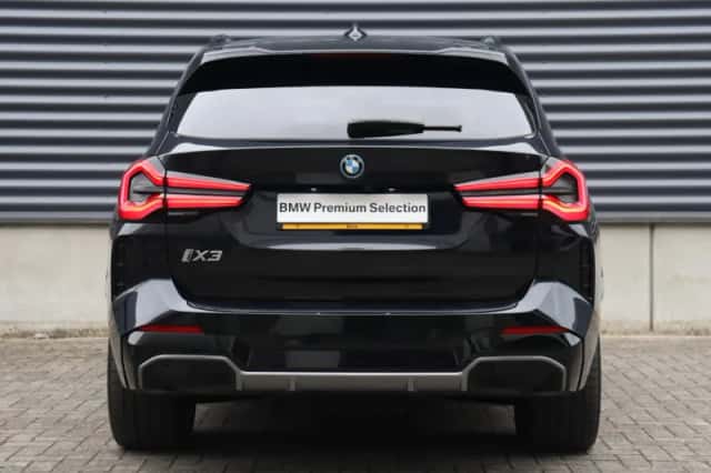 BMW iX3 (2025) thumbnail 4