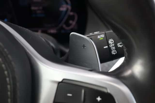 BMW X5 (2020) thumbnail 25