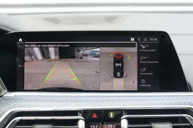 BMW X5 (2020) thumbnail 35