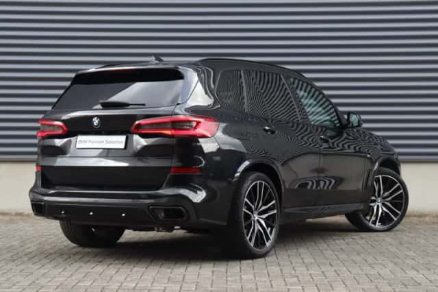BMW X5 (2020) thumbnail 2