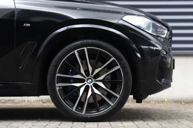 BMW X5 (2020) thumbnail 6