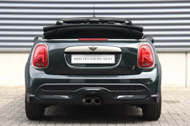 MINI Cabrio (2023) thumbnail 6