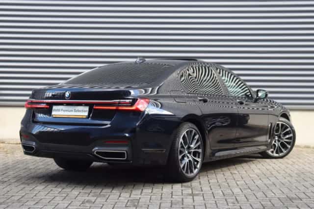 BMW 7-Serie (2020) thumbnail 2
