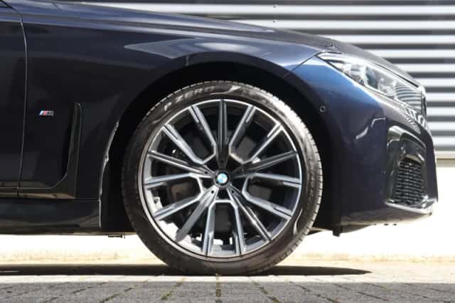 BMW 7-Serie (2020) thumbnail 6
