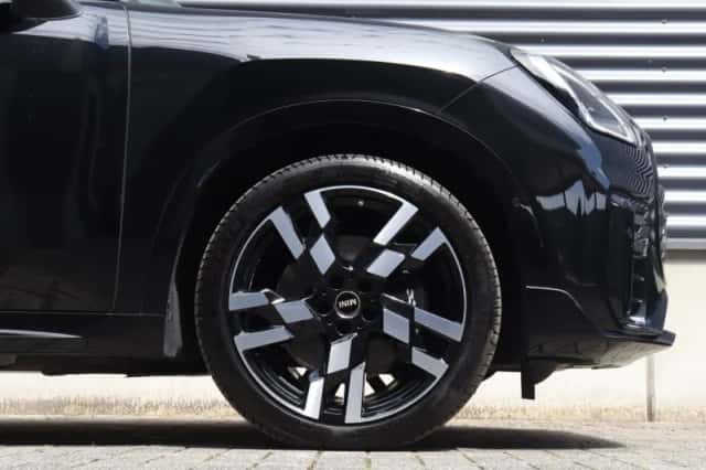 MINI Countryman (2025) thumbnail 6