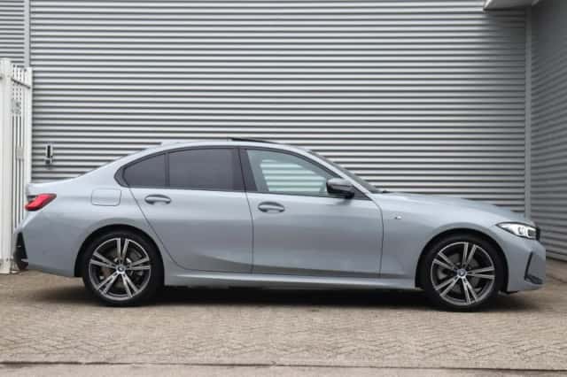 BMW 3-Serie (2024) thumbnail 5