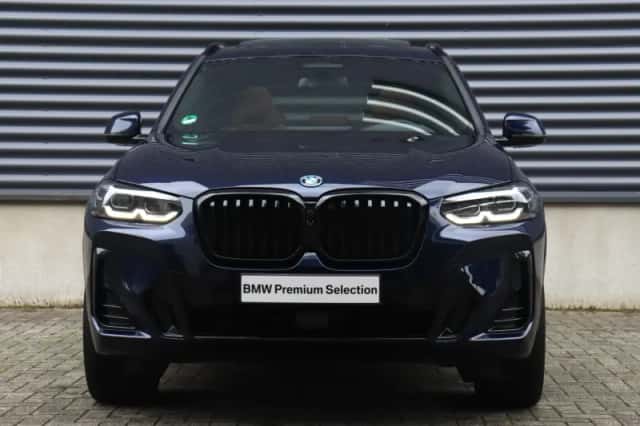 BMW X3 (2024) thumbnail 3