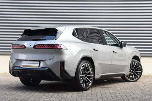 BMW iX3 (2026) thumbnail 2