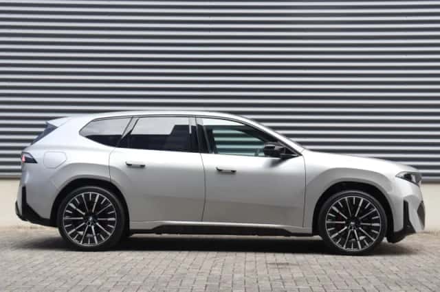 BMW iX3 (2026) thumbnail 5