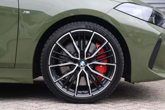 BMW 1-Serie (2024) thumbnail 6