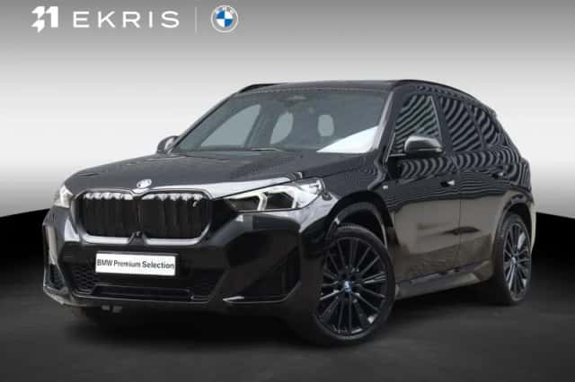 BMW iX1 (2023) thumbnail 1