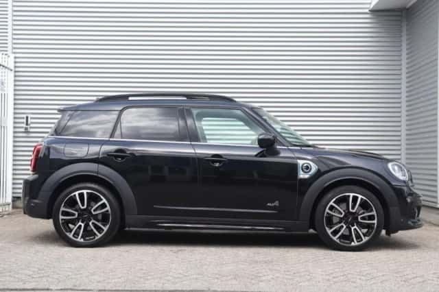MINI Countryman (2022) thumbnail 5
