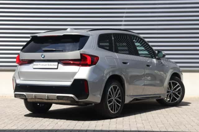 BMW X1 (2025) thumbnail 2