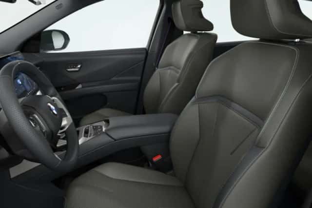 BMW iX3 (2026) thumbnail 4