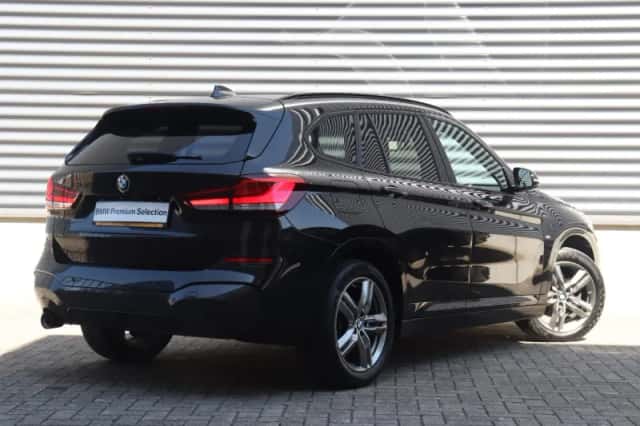 BMW X1 (2022) thumbnail 2