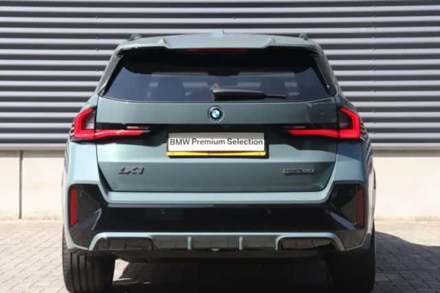 BMW iX1 (2026) thumbnail 4