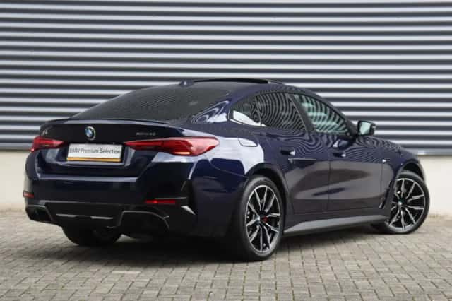 BMW i4 (2026) thumbnail 2