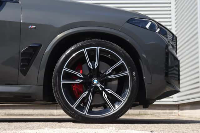 BMW X5 (2026) thumbnail 6