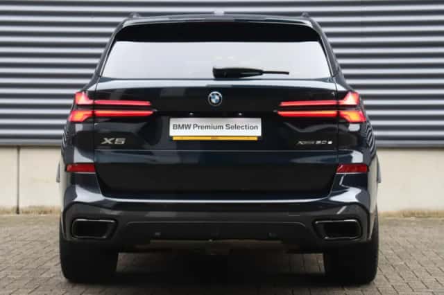 BMW X5 (2024) thumbnail 4