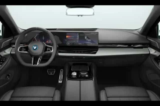 BMW 5-Serie (2025) thumbnail 3