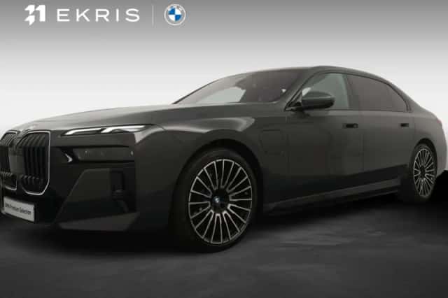 BMW 7-Serie (2025) thumbnail 1