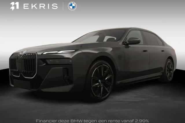 BMW i7 (2026) thumbnail 1