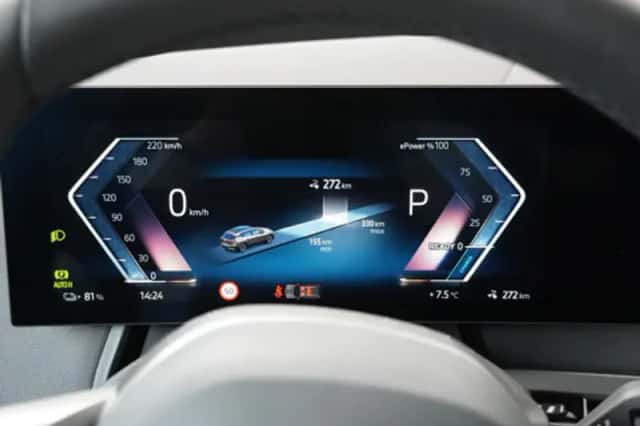 BMW iX (2026) thumbnail 3