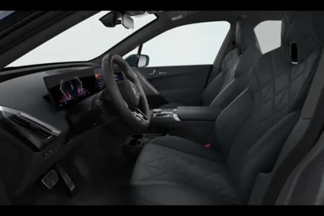 BMW iX (2026) thumbnail 4