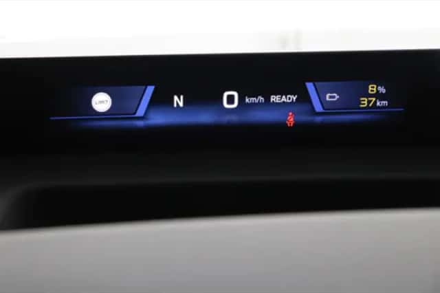 BMW iX3 (2026) thumbnail 5