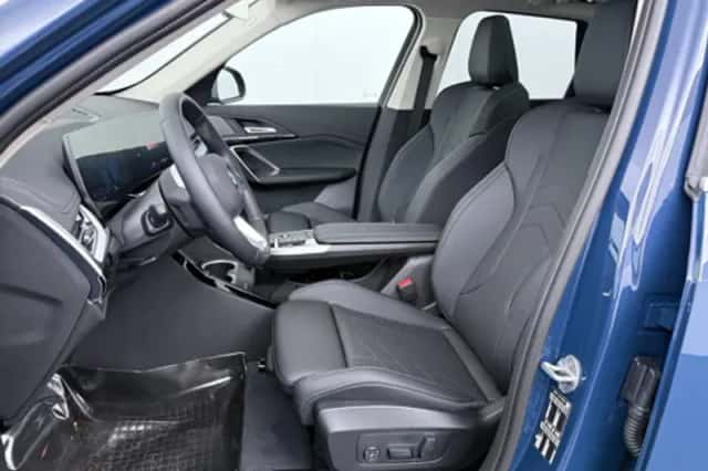 BMW X1 (2026) thumbnail 4