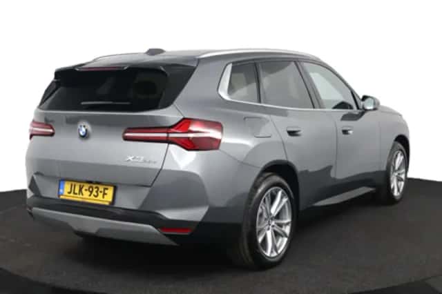 BMW X3 (2025) thumbnail 4