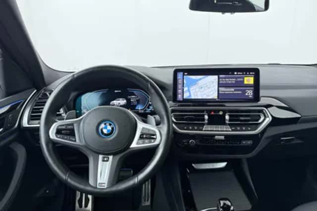 BMW X3 (2023) thumbnail 5