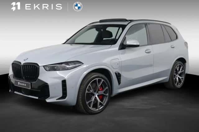 BMW X5 (2025) thumbnail 1