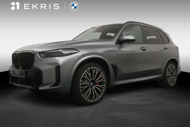 BMW X5 (2026) thumbnail 1