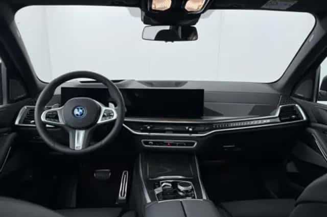 BMW X5 (2026) thumbnail 5