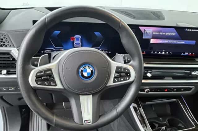 BMW X5 (2025) thumbnail 2
